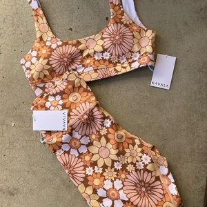 Kavala Collective Set